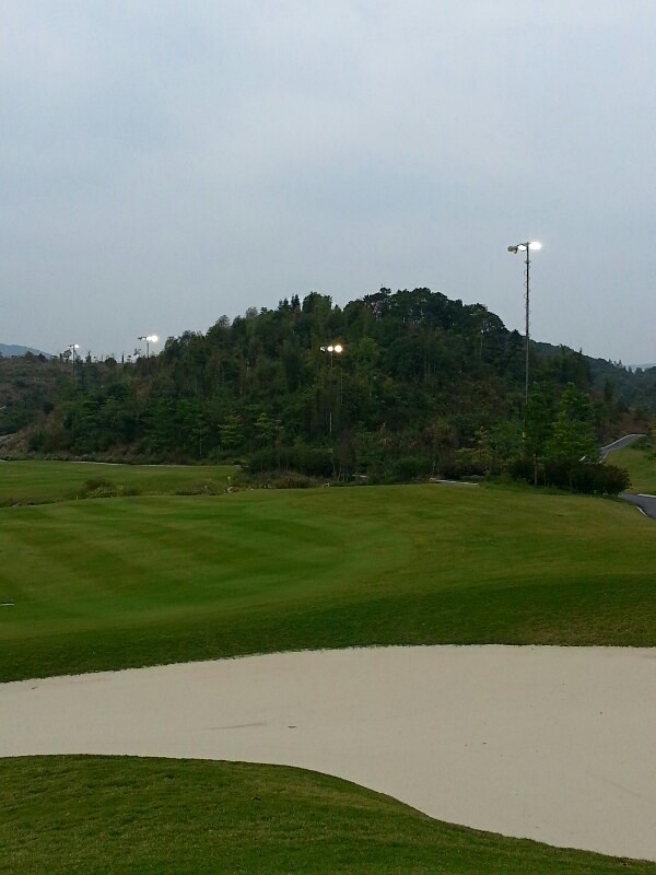 pht lighting mast for golf-courses